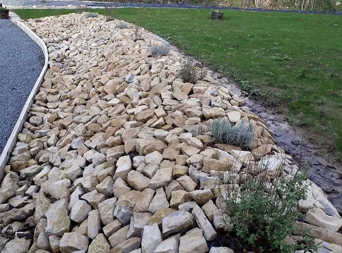 Le Vieux Noyer Hébergement de vacances *